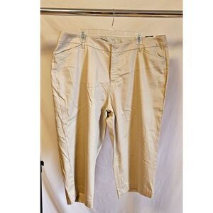 NWT St. John's Bay Tan Capri Pants Women's Size 20W